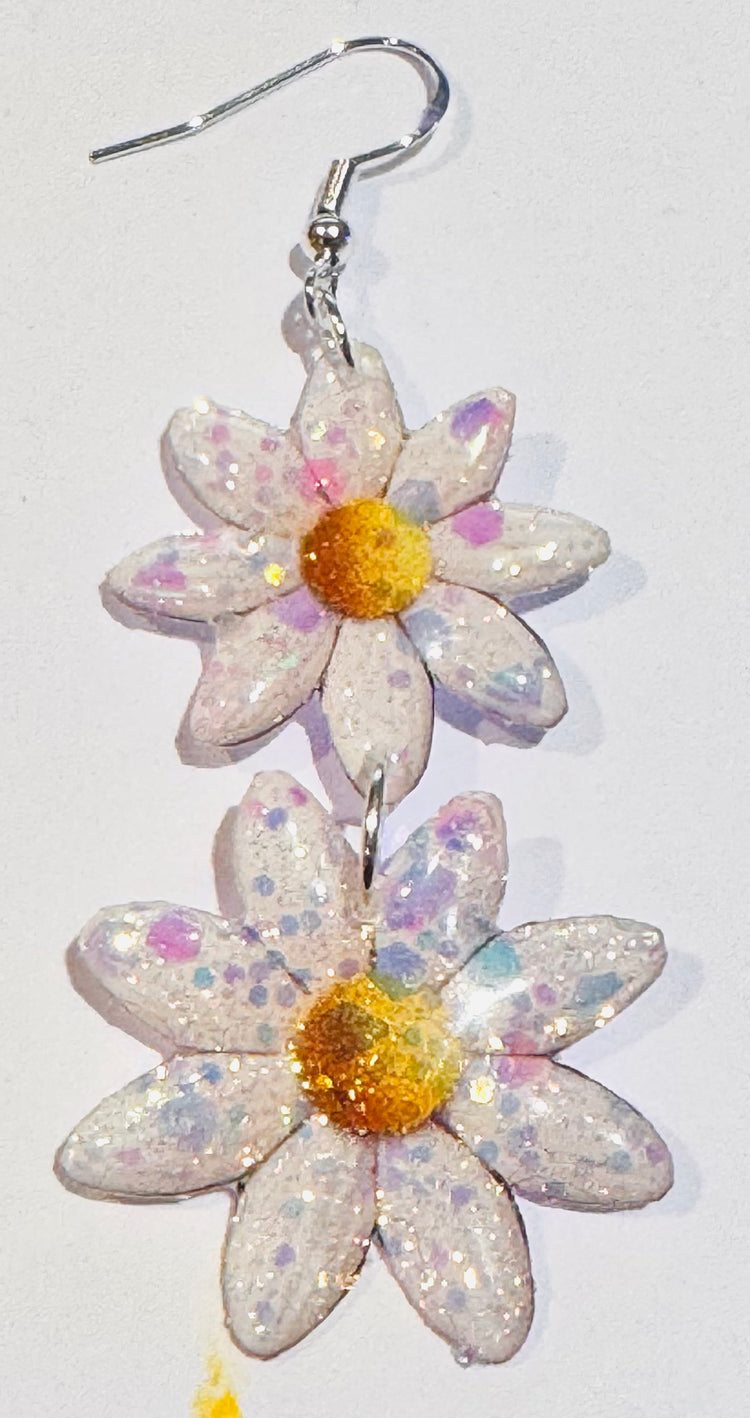 Statement daisy earrings