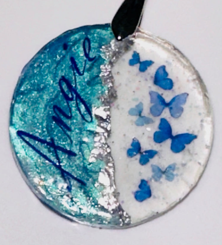 beautiful resin hand crafted key charm