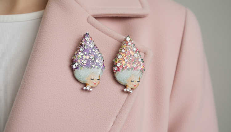 Pink or lilac pretty Christmas brooches. Handmade 1950’s