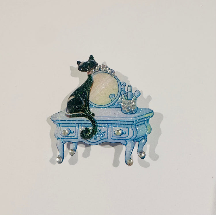 retro black cat brooch