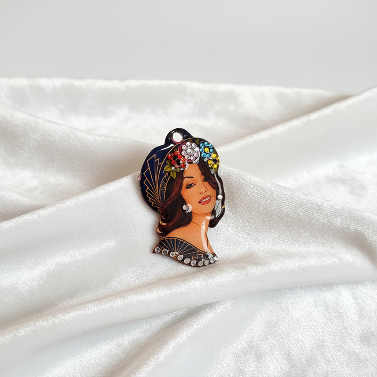 Rebecca McNamara handmade custom jewellery from recycled tin cans