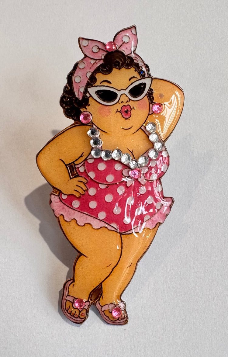 chubby retro bathing belle brooch