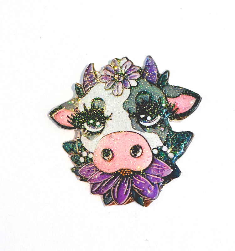 Cute cow enamel Pin or magnet.