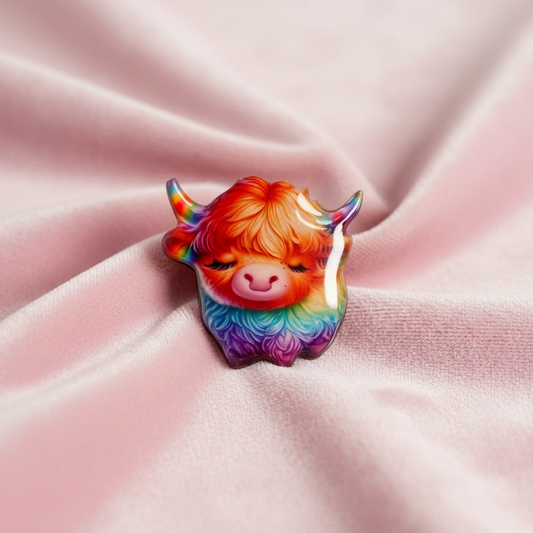 Colorful highland cow brooch  pin