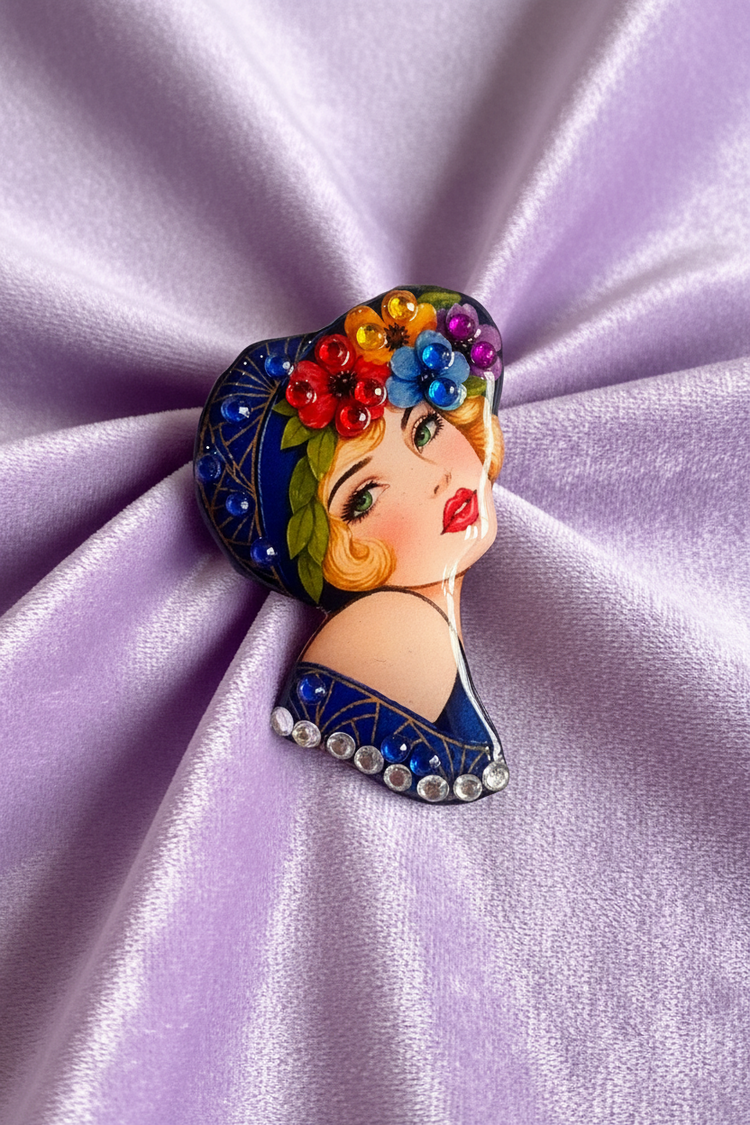 Flapper girl brooch