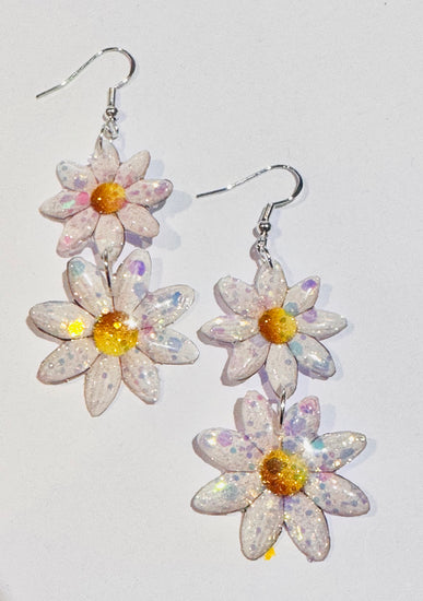 Statement daisy earrings