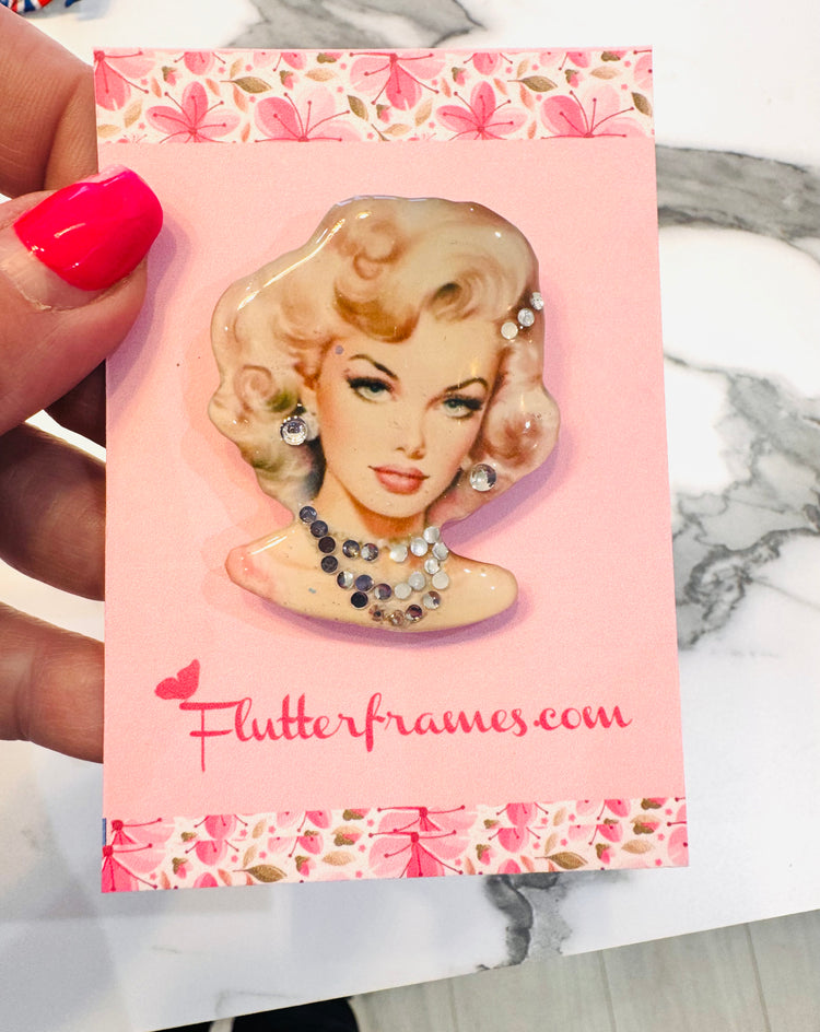 beautiful pink brooch handmade