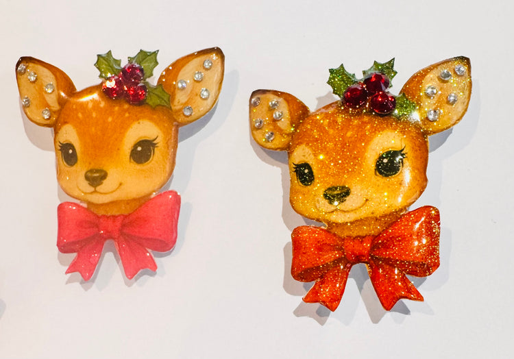 beautiful handmade vintage  deer brooch with rhinestones