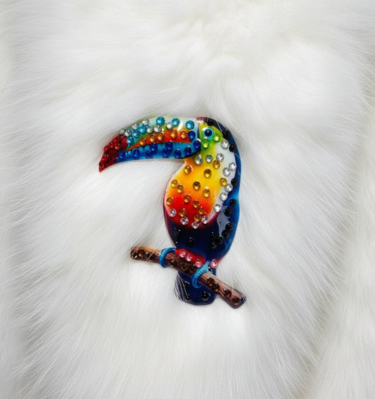 pretty toucan brooch