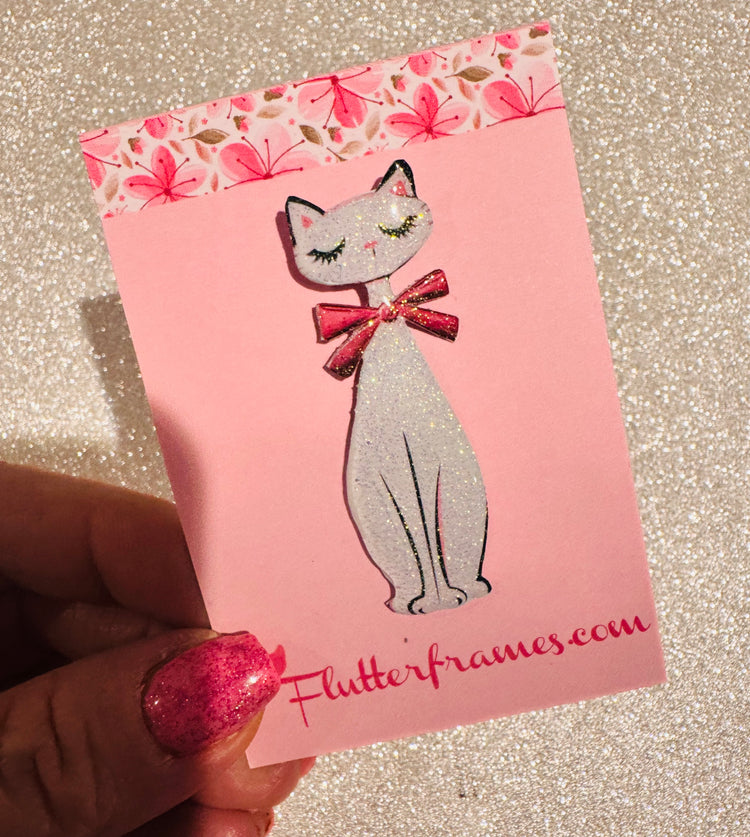 Pink Retro cat enamel pin – Handmade from Recycled Tin Cans – Eco-Frie ...