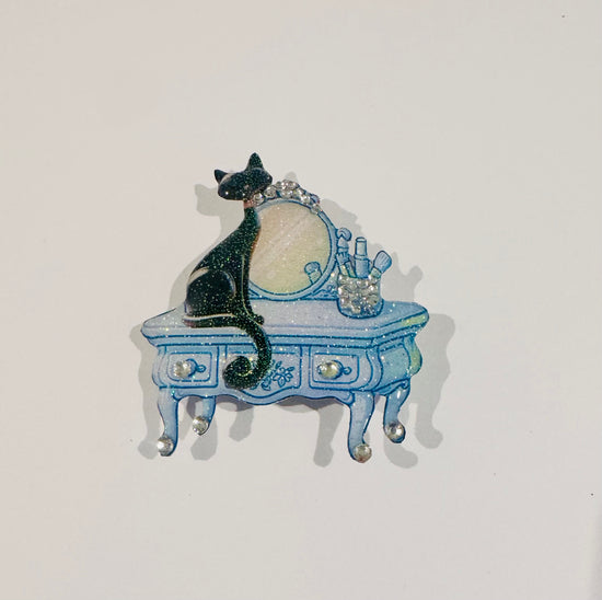 retro black cat brooch