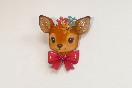 Summertime retro deer brooch