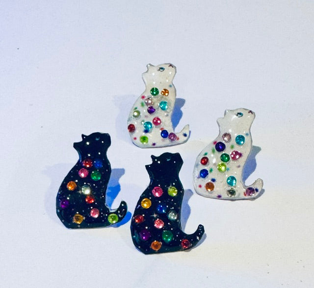 black and white stud cat earrings