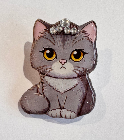 Illustration of a gray cat with diamantes