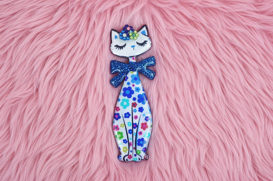 floral tall cat brooch