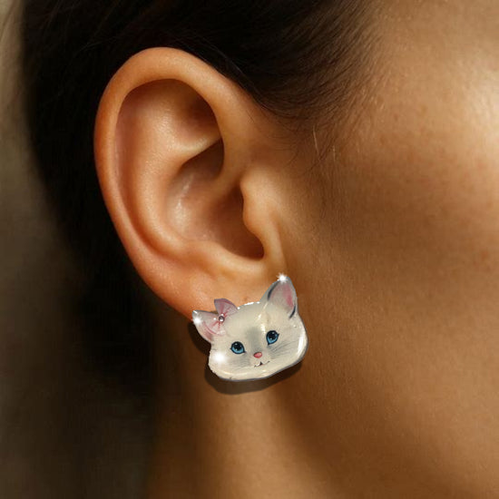 cute white cat stud earrings