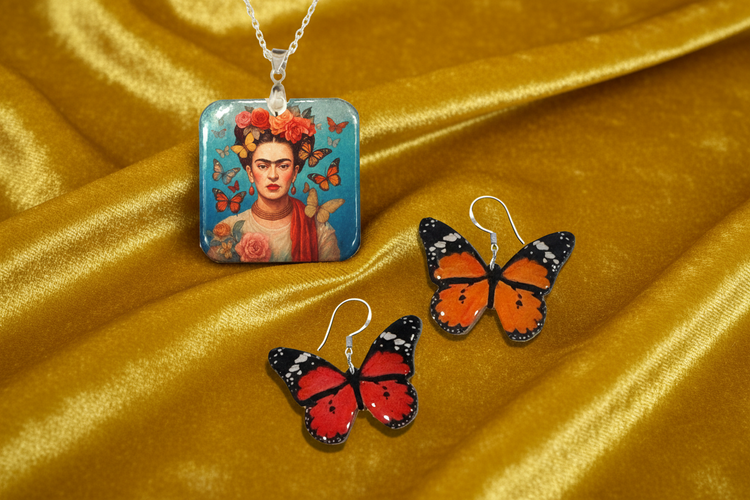 Freida Kahlo Jewellery set with butterfly earrings and matching pendant 