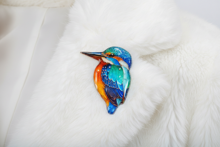 Beautiful Kingfisher enamel pin