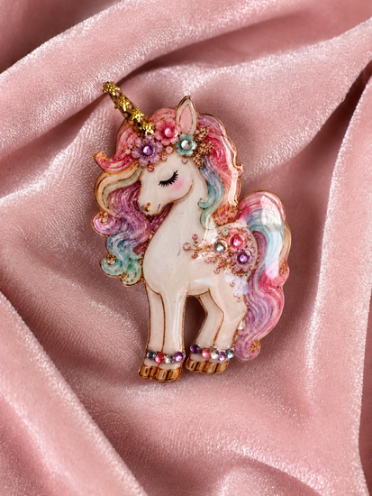 pretty Unicorn enamel Pin