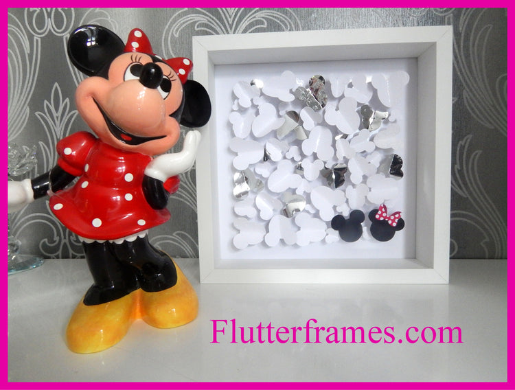 Minnie and Mickey Mouse hand  picture